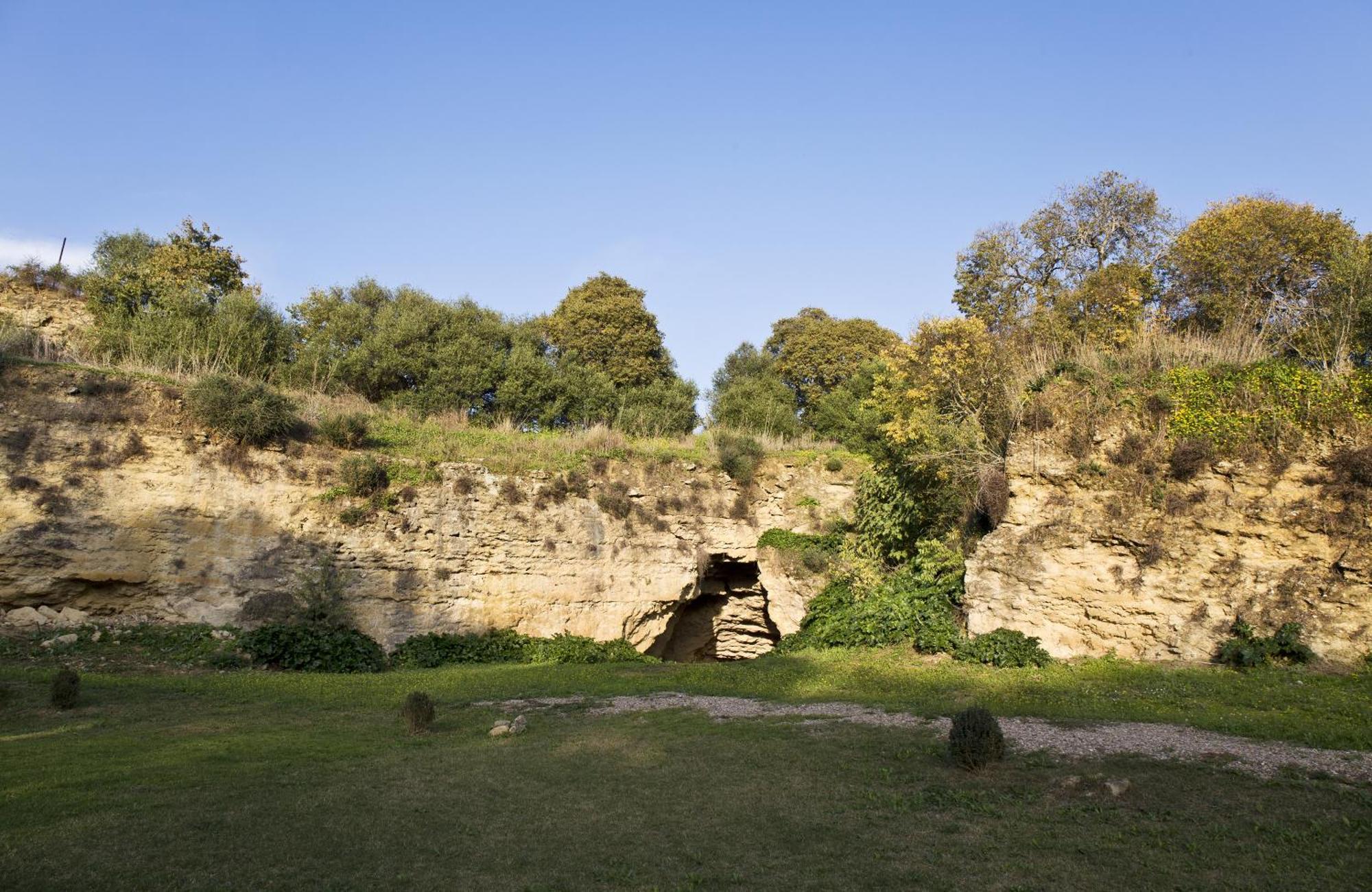 Cuevas Del Pino Turismo Rural Y Emocional Sl Villarrubia Ruang foto